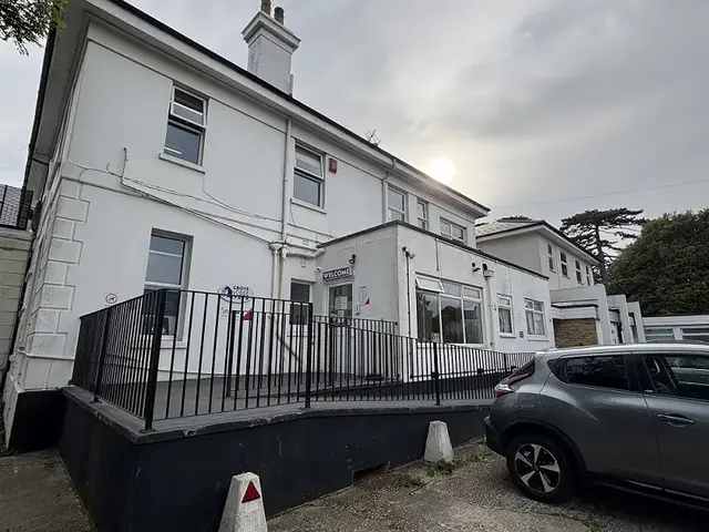 Exterior image of Vets Now Worthing host practice