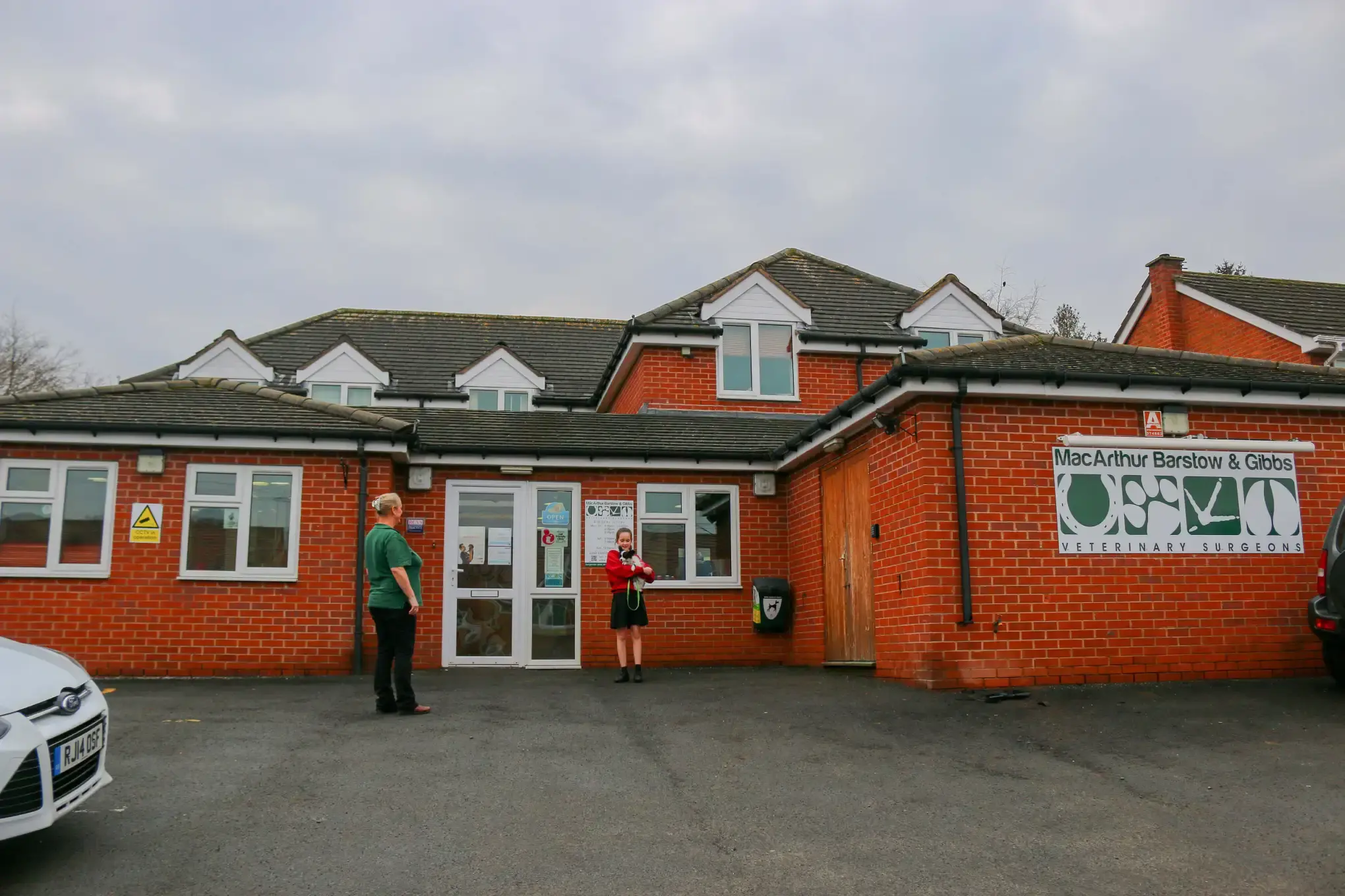 MacArthur Barstow & Gibbs - Droitwich (Pets & Exotics) practice photo