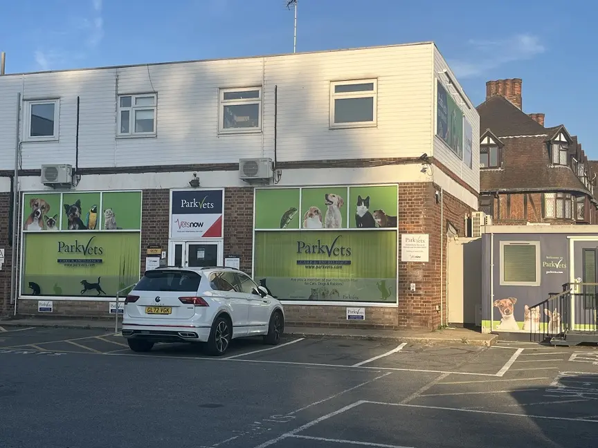 Exterior view of Vets Now Sidcup host practice