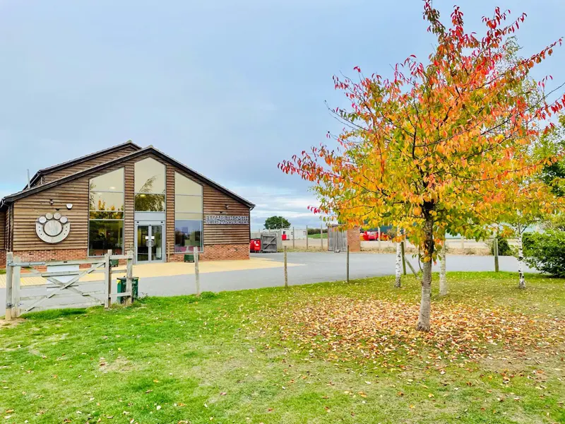 Welcome to the Elizabeth Smith Custom built Veterinary Practice near Biggleswade.