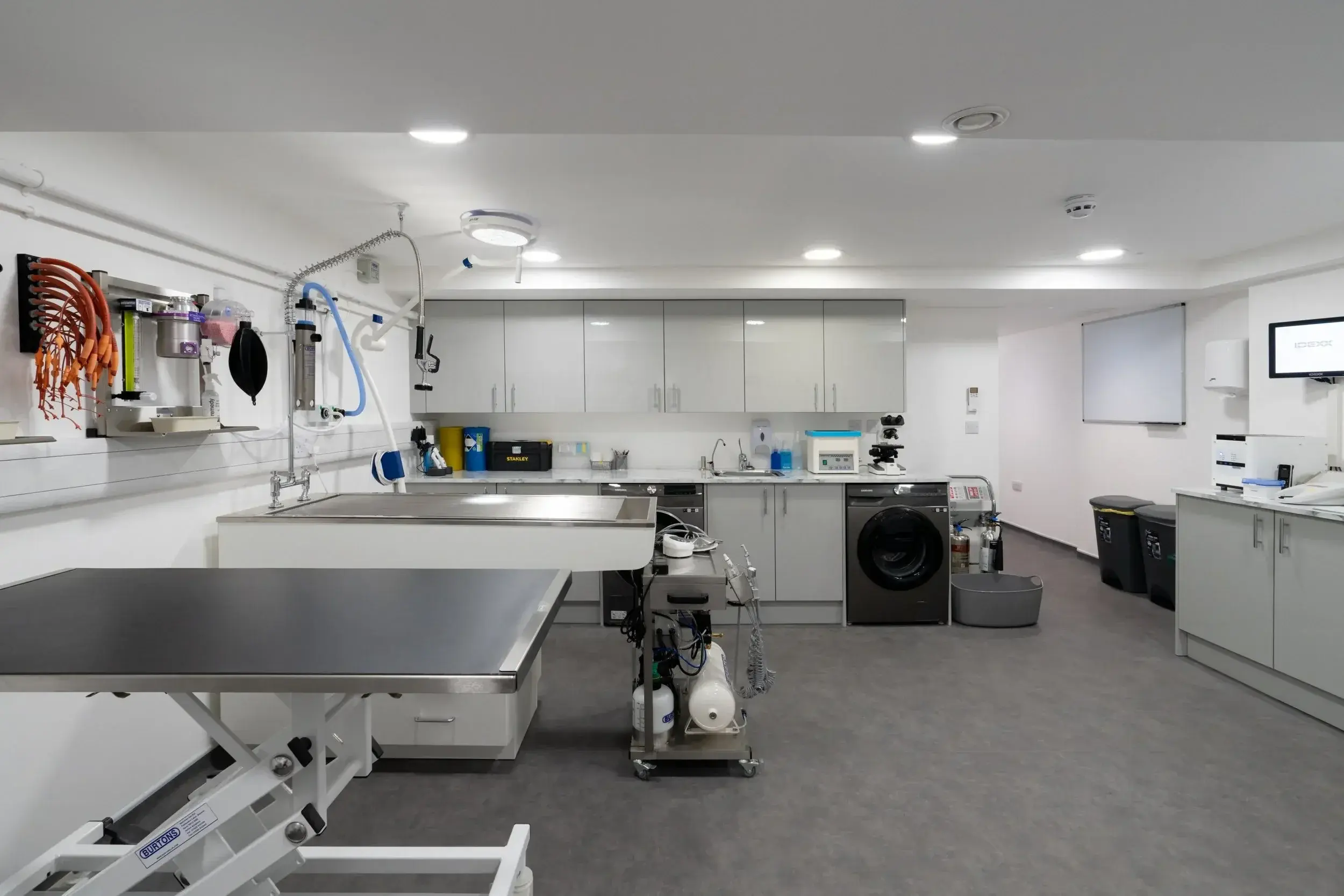 Modern consultation and treatment area inside Fauna Vets veterinary clinic in Northwood