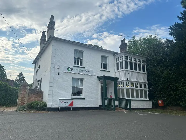 Exterior view of Vets Now Farnham host practice